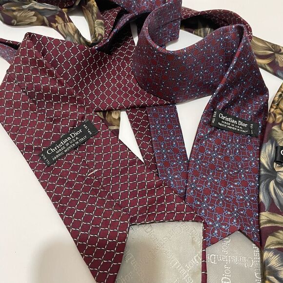 Christian Dior collection of Italian Silk Ties made in Italy or made in USA - Picture 3 of 6